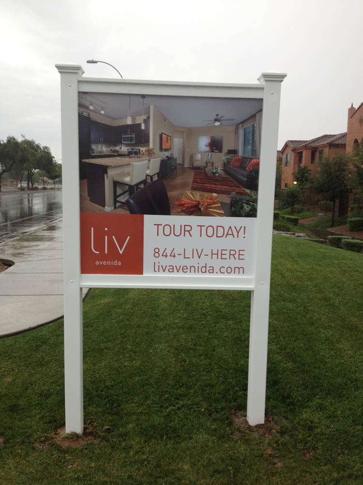 Liv Avenida tour today outdoor signage