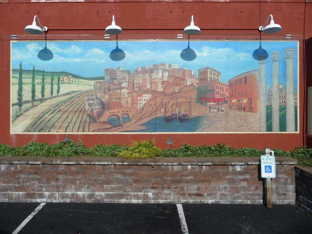 Outdoor restaurant mural